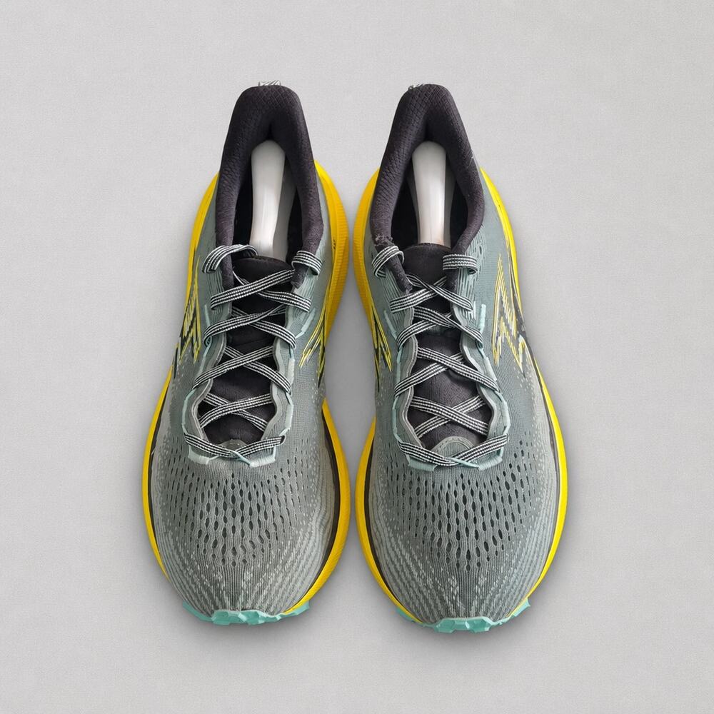361 Degrees Lynx Men’s Trail Running Shoes Size 12 Gray Yellow Vibram Megagrip